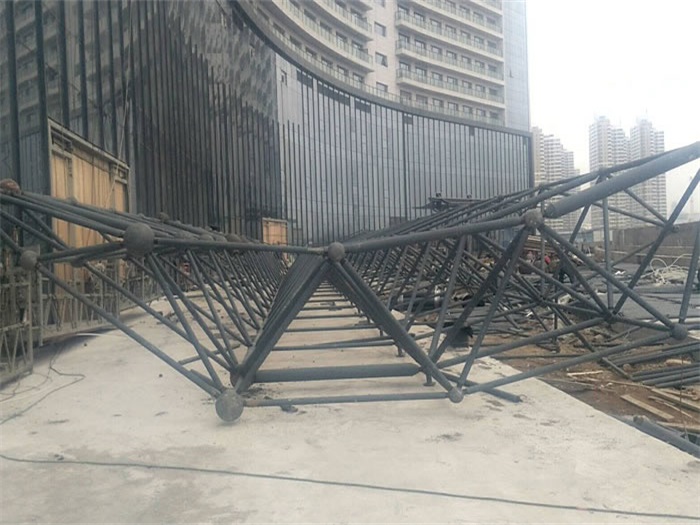 个旧万豪酒店雨棚网架